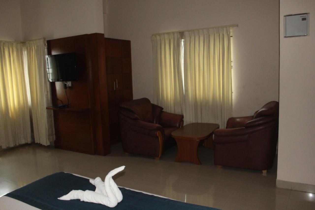 Hotel Stay By The Way Maisur Dış mekan fotoğraf